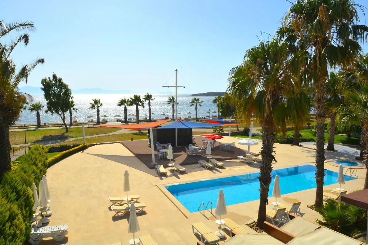 Sea And You Beachfront Apartments Turgutreis